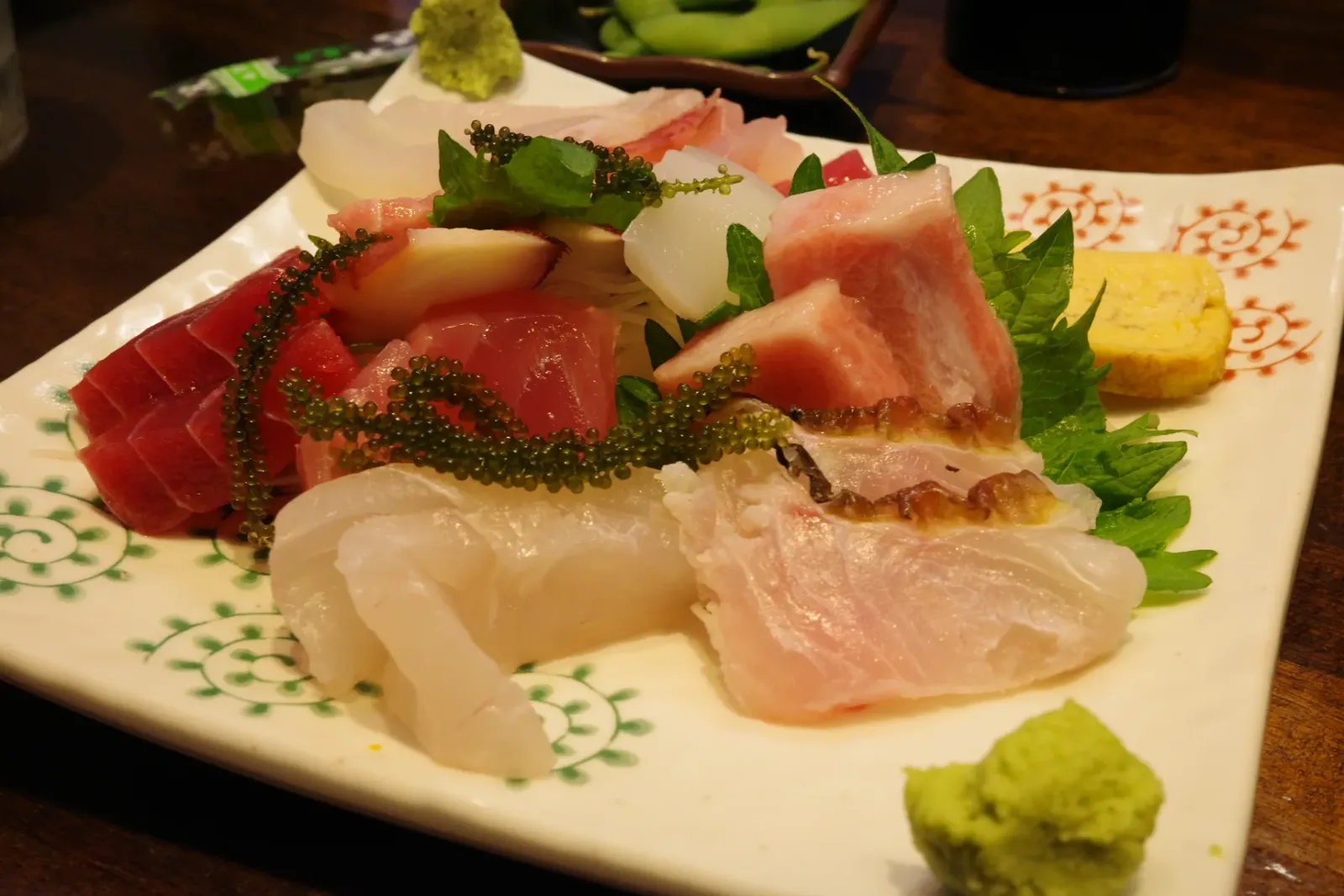 居酒屋ひとし 絶品の刺身とイラブチャーの握り